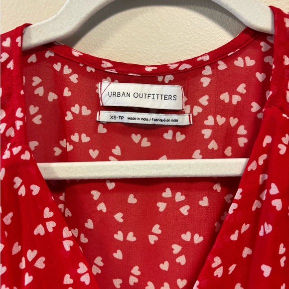 NWOT Urban Outfitters Cap Sleeve Heart Wrap Dress - Picture 4 of 7